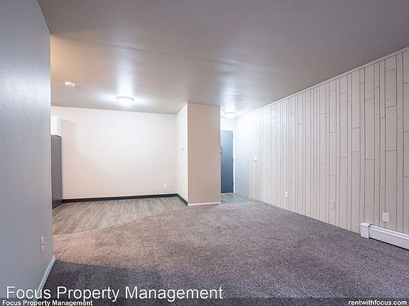 4th image of 279 Sullivan St #8390787