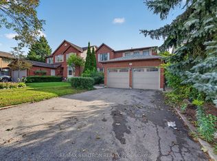 765 Stonepath Cir, Pickering, ON L1V3S9