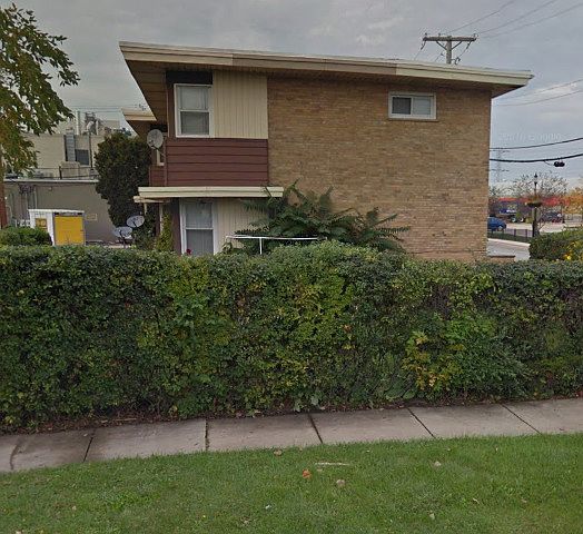 1st image of 4836 Louise St APT B