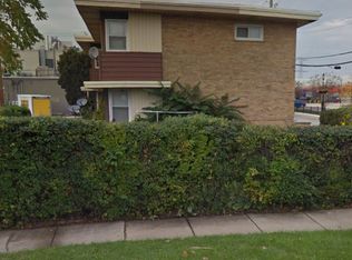 4836 Louise St APT B, Skokie, IL 60077