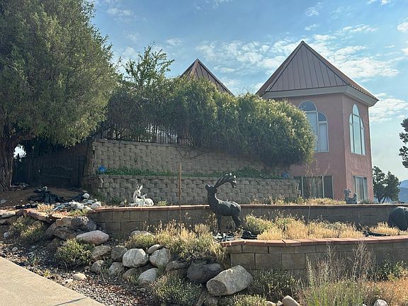 2nd image of 19 Falcon Way
