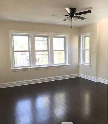 2nd image of 5047 W Eddy St #2