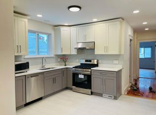 14 Davis Rd #1, Belmont, MA 02478
