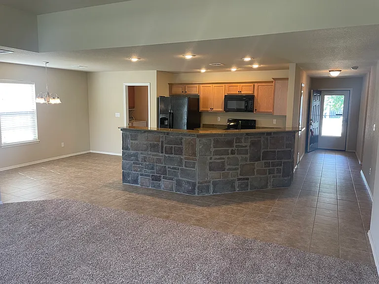 4442 W Serviceberry Dr — Photo 4