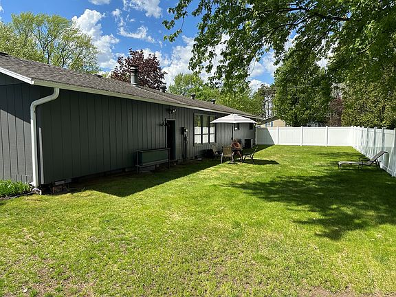 4th image of 3305 Cummings Ave
