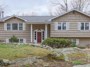 6 Saddle Ridge Rd, Ossining, NY 10562