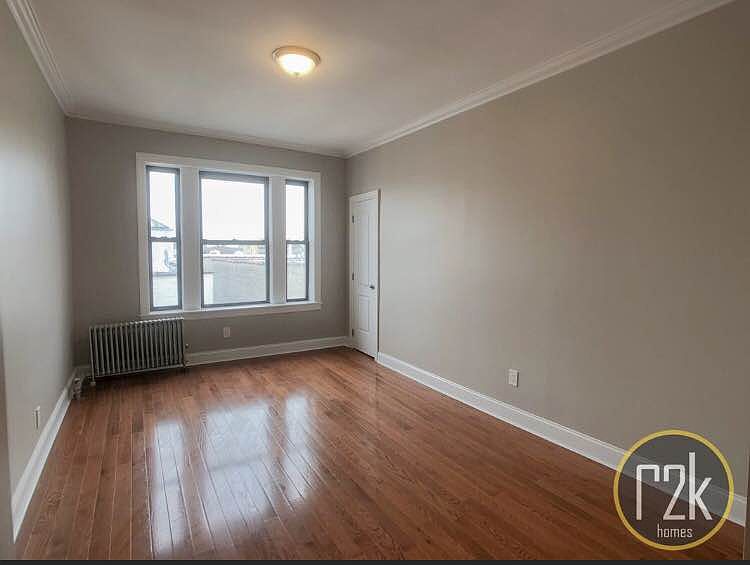 1st image of 3163 33rd St APT 9