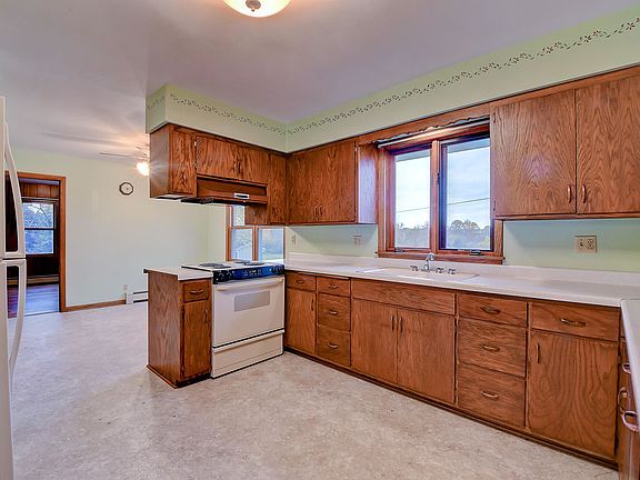 2nd image of 6393 Scenic Dr E
