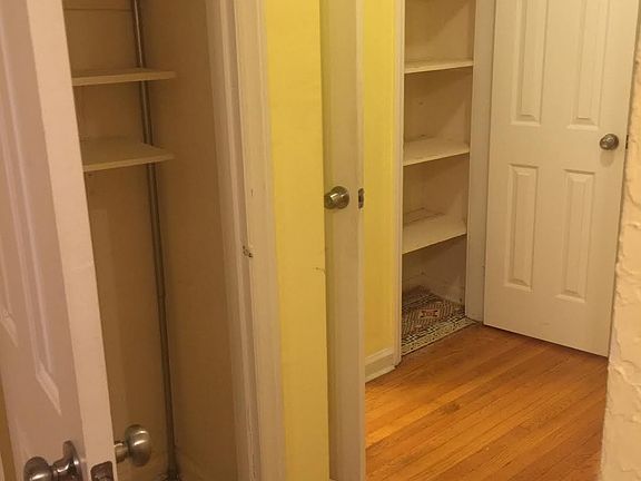 4th image of 2332 E 28th St #1FL