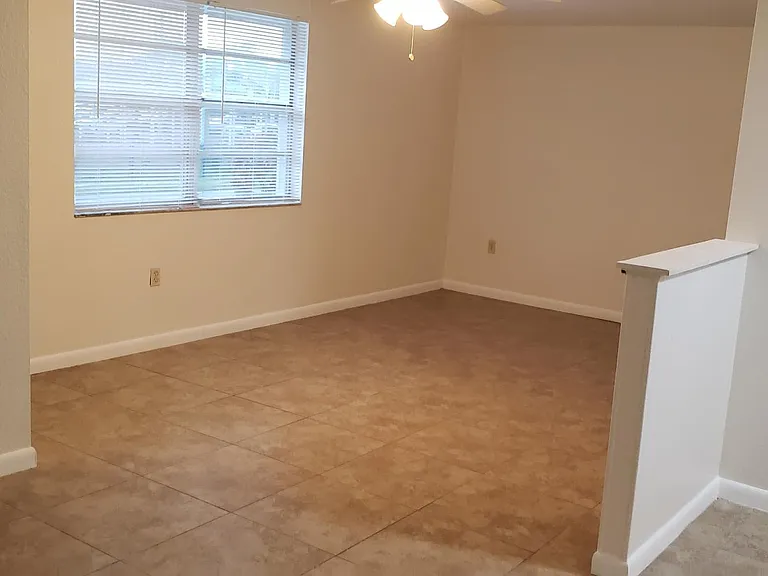 6827 Adams St — Photo 7