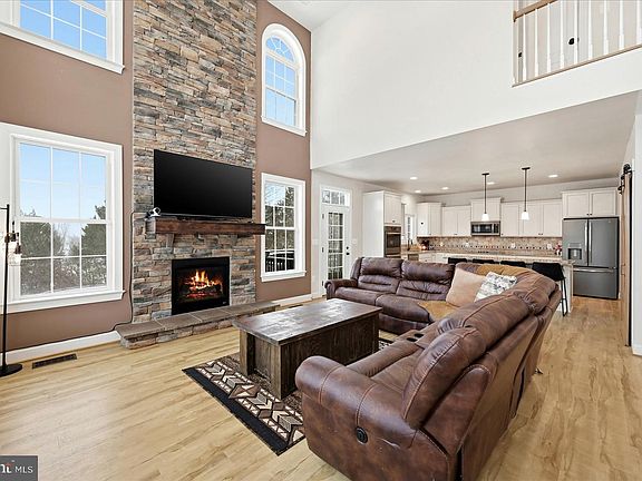 3rd image of 27732 Tatum Rd