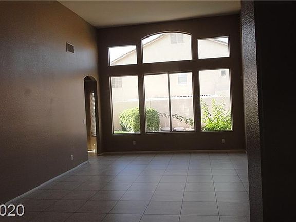 5th image of 1284 Waterford Falls Ave