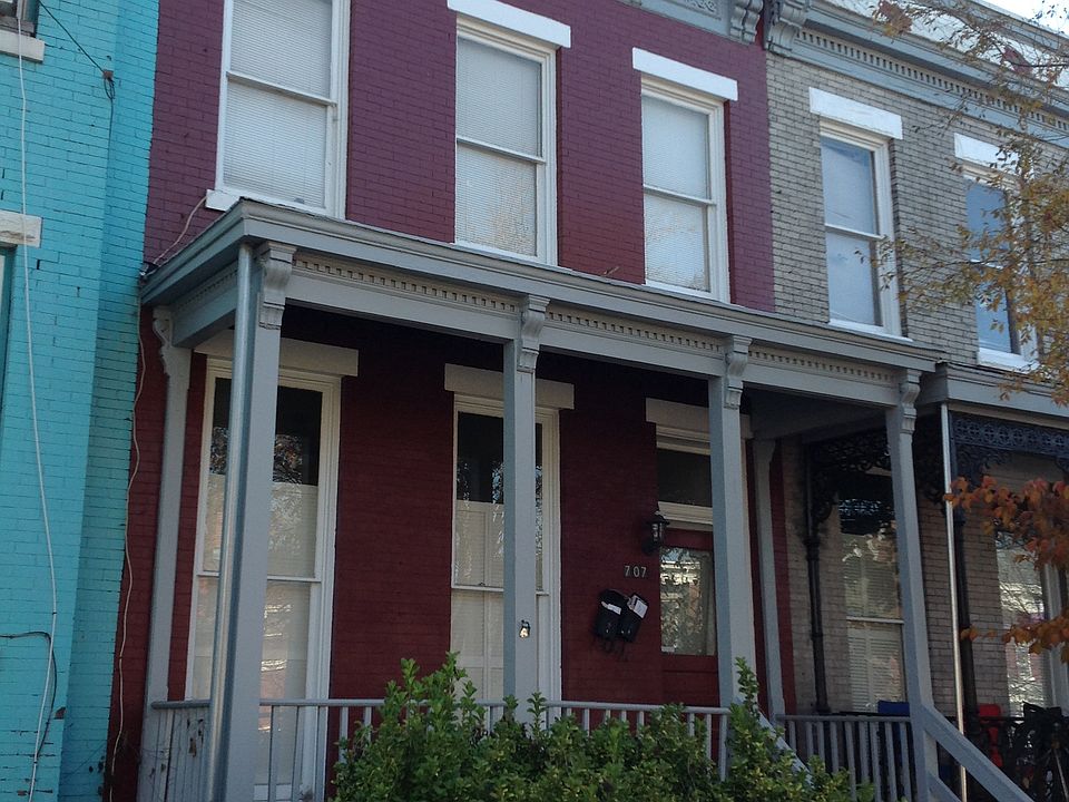 707 W Clay St