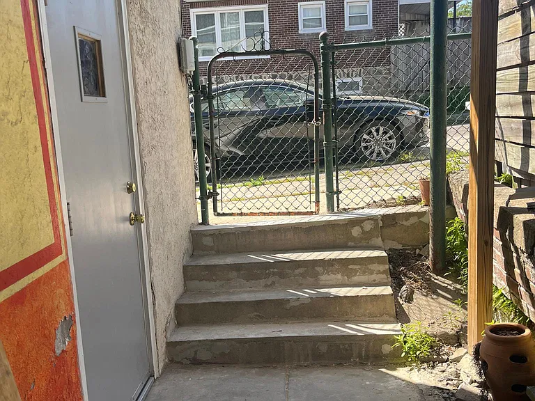 4078 Pechin St #1R — Photo 10