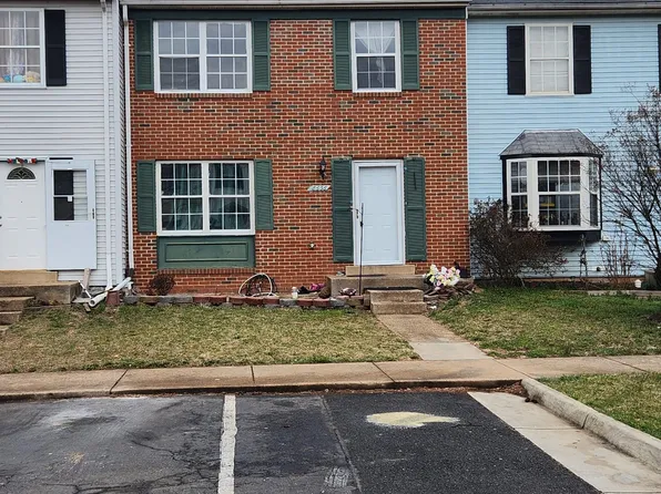 8636 Cartwright Ct, Manassas Park, VA 20111