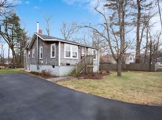 17 Norman St, Rockland, MA 02370