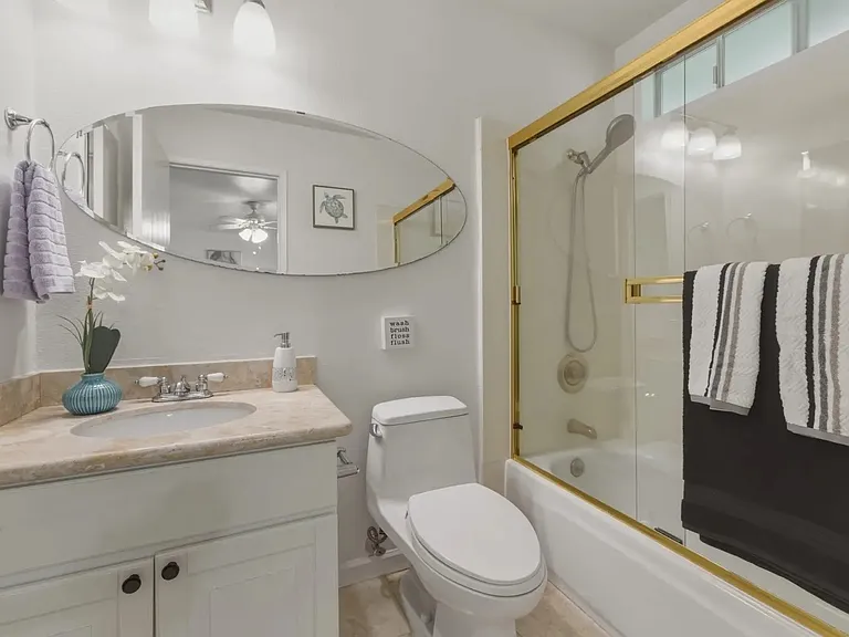 20153 Forest Ave #9 — Photo 38