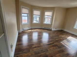 326 6th Ave APT D, Wilmington, DE 19805