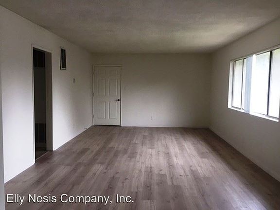 4th image of 326 E Hardy St APT 3