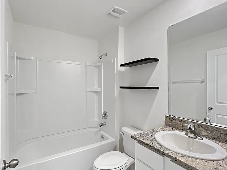 5563 SW 43rd Ct — Photo 7