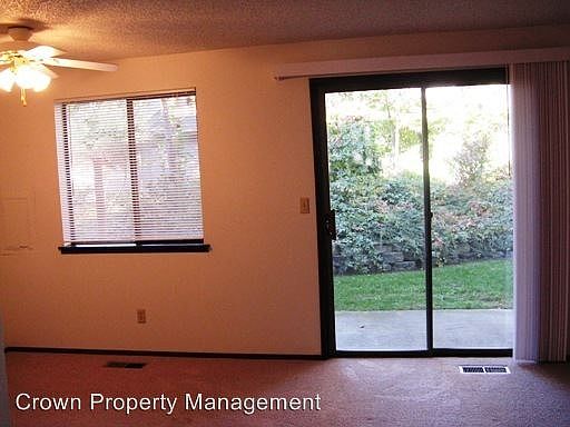 3rd image of 2336 Hood Ave APT 14