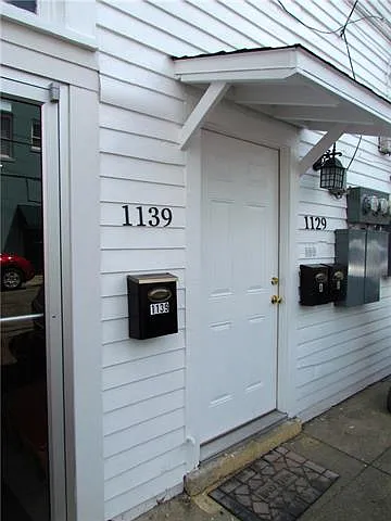 2 bed, 2.0 bath, 1550 sqft, $2,700 — Photo 2