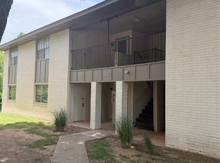 1711 E Lindsey St APT 4, Norman, OK 73071