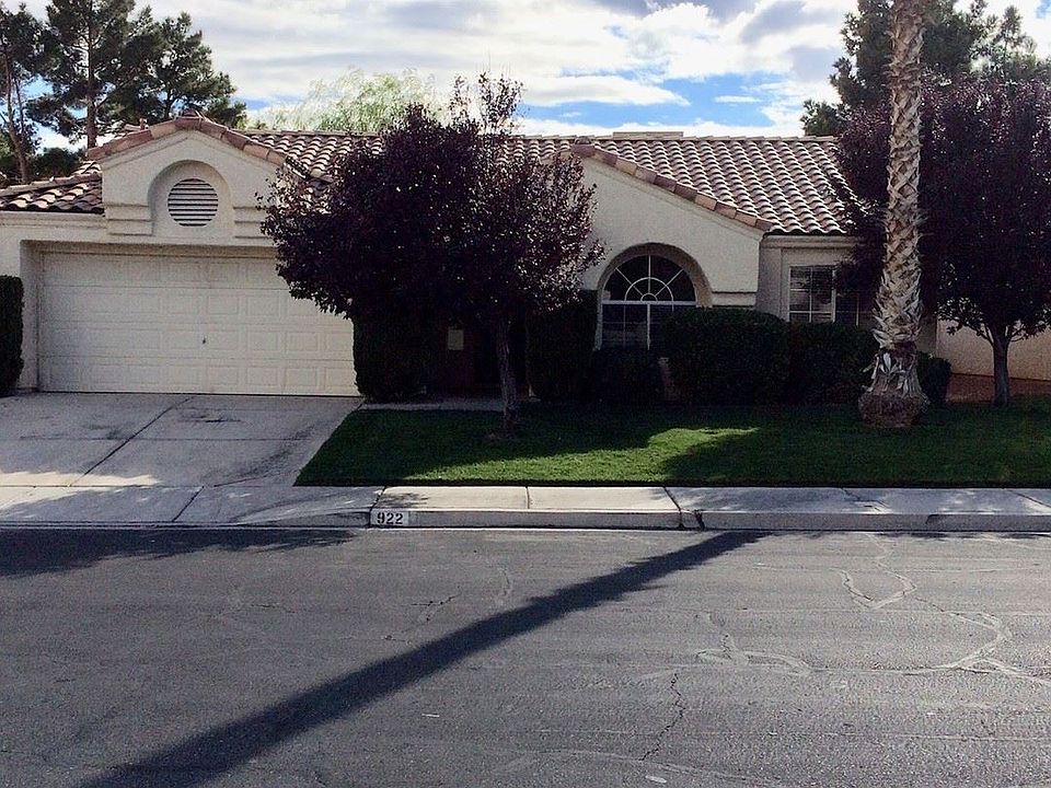 1st image of 922 Saddle Horn Dr