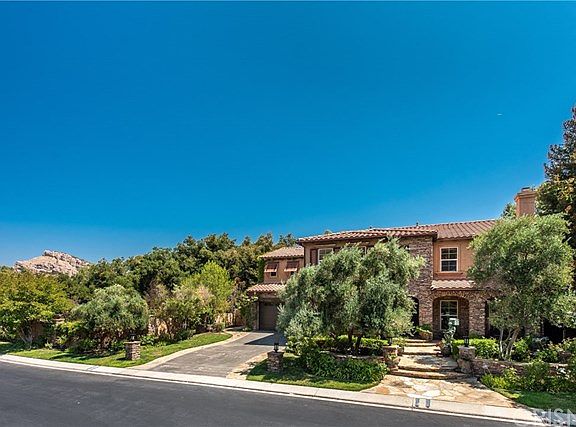 2nd image of 1494 Caitlyn Cir