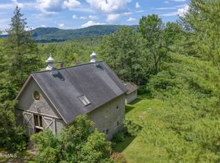 20 Ice Glen Rd, Stockbridge, MA 01262