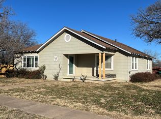 612 S Bassett St, Eastland, TX 76448