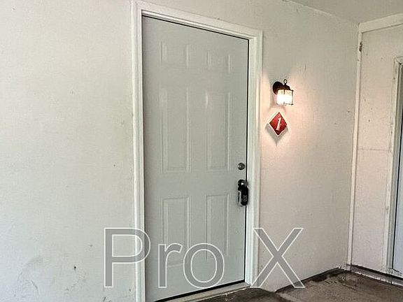2nd image of 2381 Locust Rd