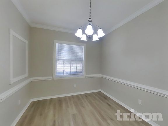 4th image of 14881 Edgemere Dr
