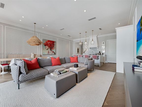 5th image of 2615 Anderson Rd