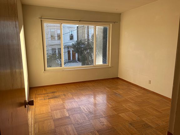 2nd image of 234 Duncan St #3