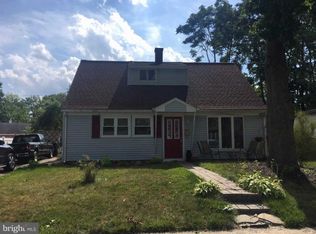 561 Wilk Dr, Morrisville, PA 19067