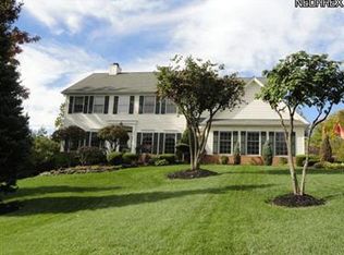 5640 Canyon Ridge Dr, Painesville, OH