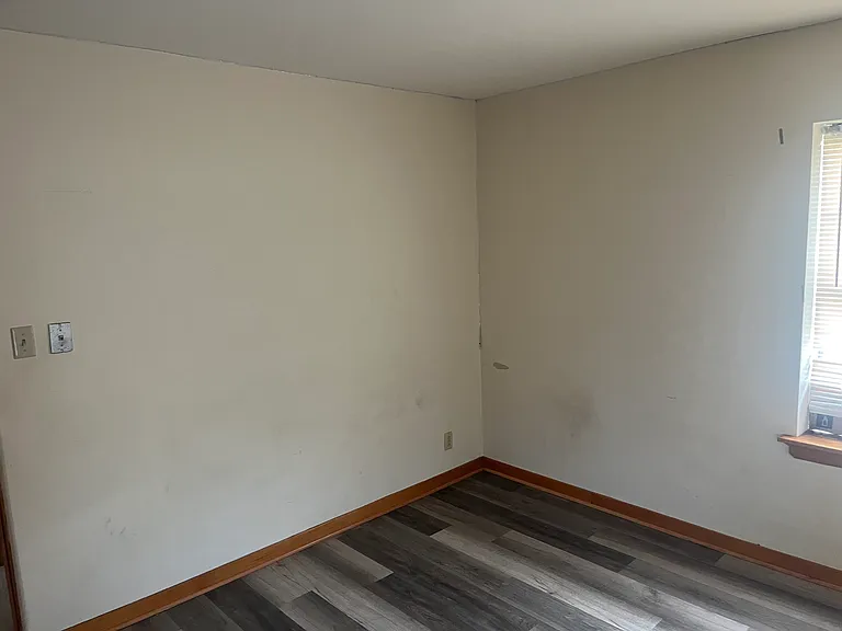 5175 N 55th St — Photo 22