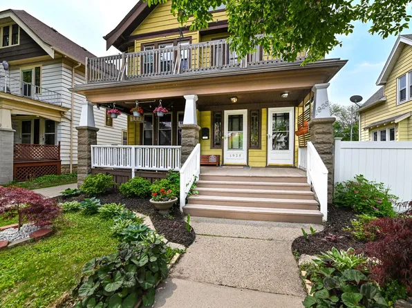 1925 East Bennett AVENUE, Milwaukee, WI 53207