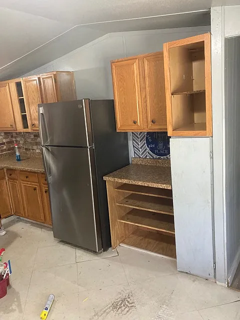 4 bed, 1216 sqft, $1,250 — Photo 2
