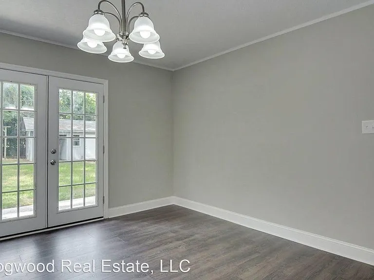 3590 Westhampton Dr — Photo 7