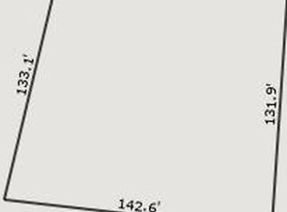 86 Indian Hills Dr, Putnam, IL 61560