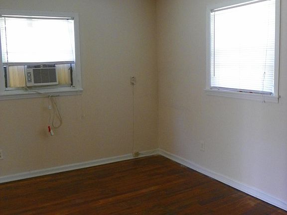 2nd image of 316 Verdery Dr #B