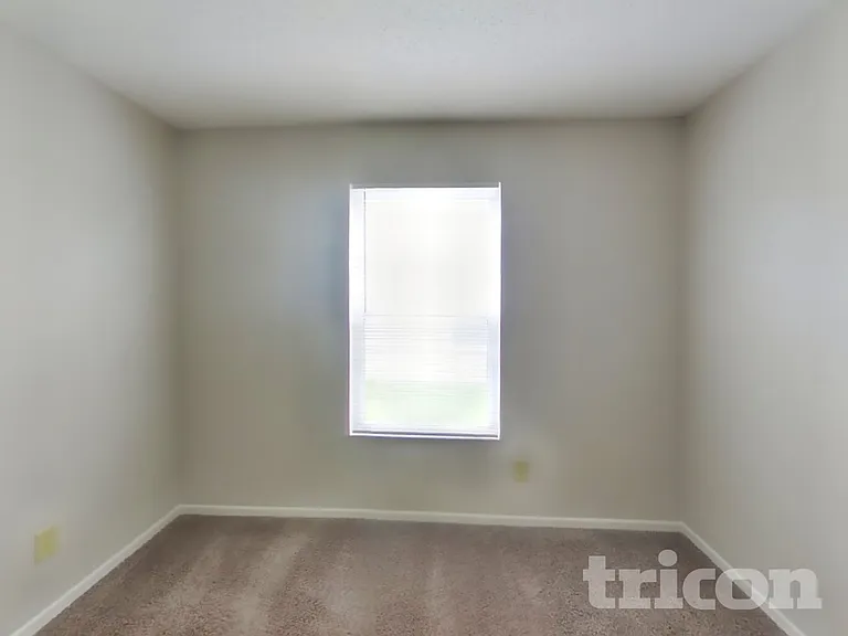 8643 Hopewell Ct — Photo 10