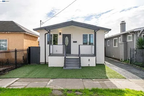 1612 94th Ave Photo 1