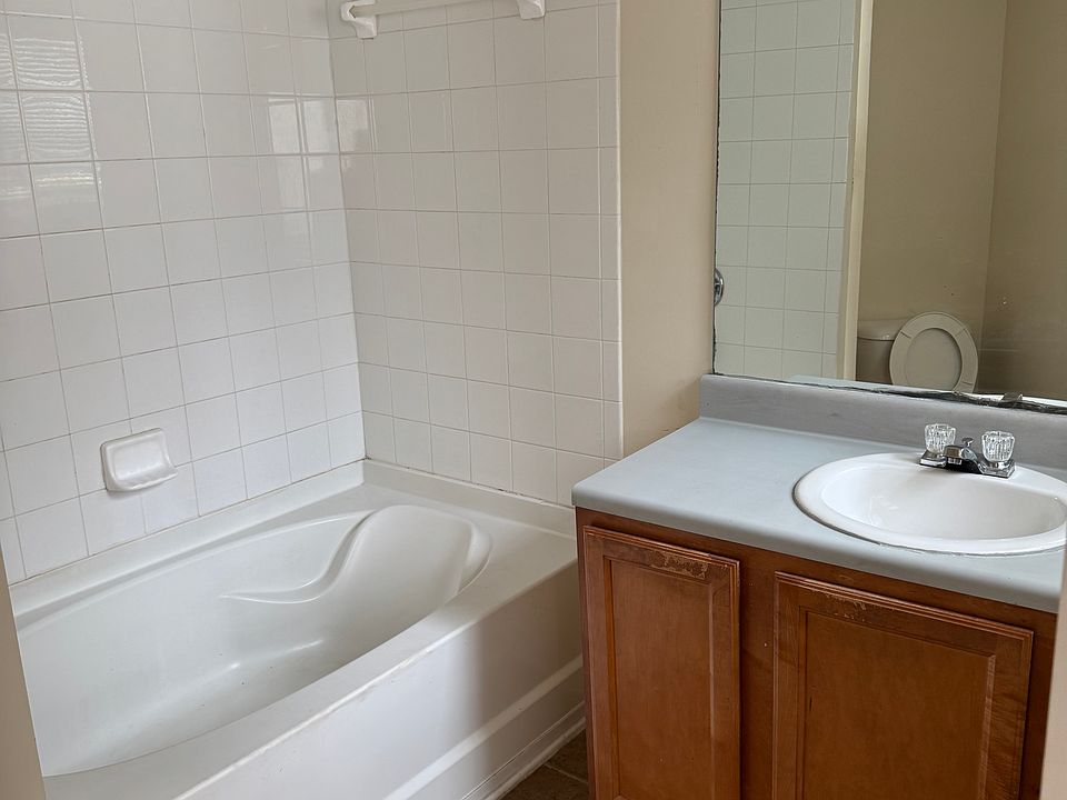 1st image of 2390 Coach Way