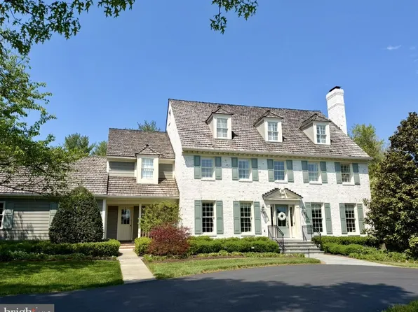13580 Stonebarn Ln, Gaithersburg, MD 20878