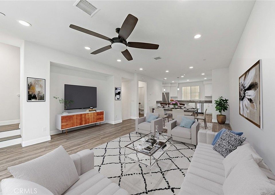 1st image of 31535 Calle Canto