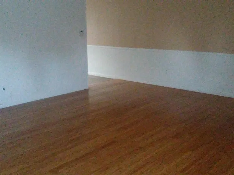 3351 N Kinser Pike — Photo 2