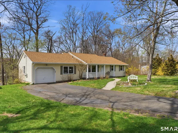 50 Stratton Court, Hamden, CT 06514